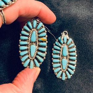 💠 Authentic Zuni Turquoise Sterling Earrings!